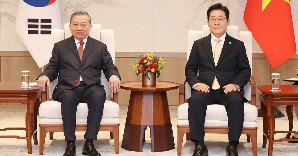 Tuyên bố chung về việc làm sâu sắc hơn quan hệ Đối tác chiến lược toàn diện Việt Nam-Hàn Quốc