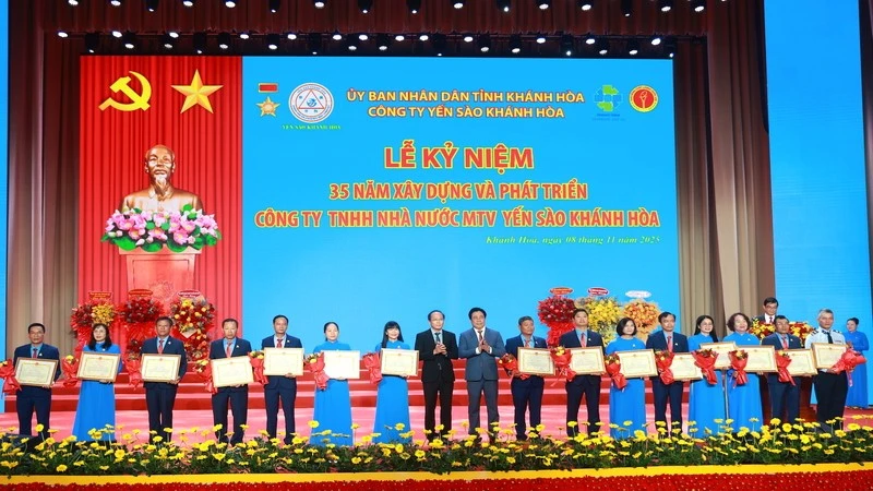 Yến sào Khánh Hòa trở thành biểu tượng văn hóa, kinh tế đặc sắc của quê hương - Báo Nhân Dân điện tử