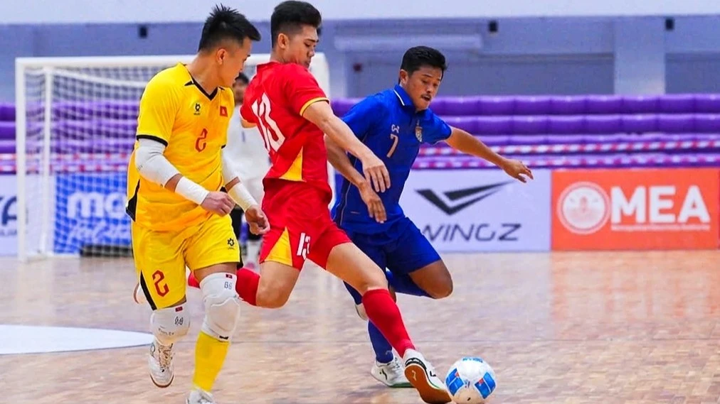 Đội tuyển futsal Việt Nam ngược dòng cầm hòa Thái Lan, khép lại giải đấu với thành tích bất bại