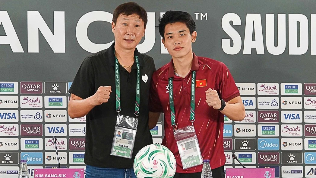 主教练金相植与越南U23队决心延续精彩征程