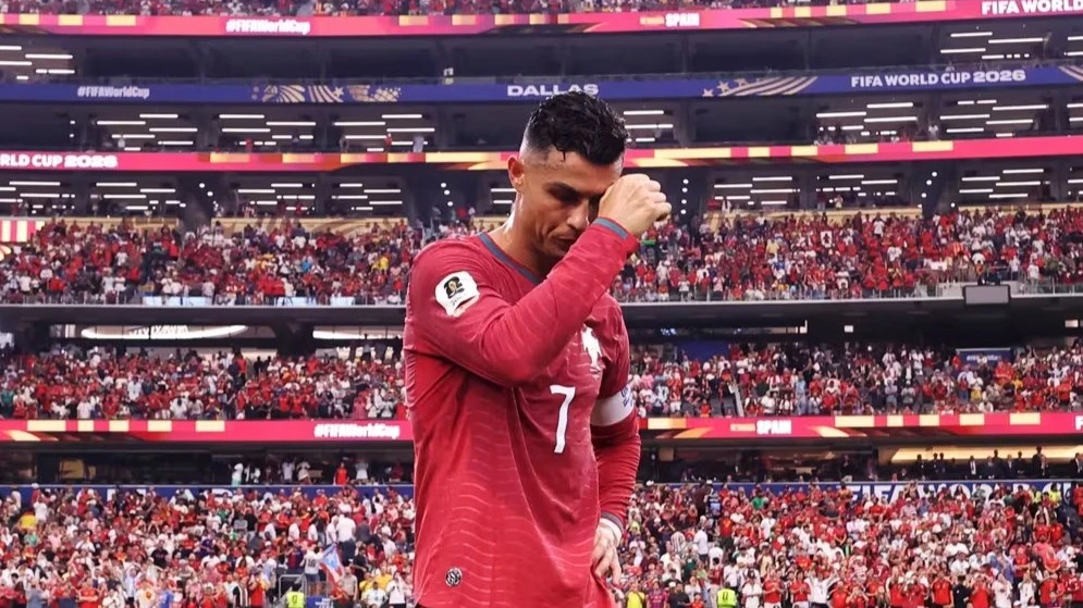 Ronaldo chia tay World Cup với hàng loạt kỷ lục