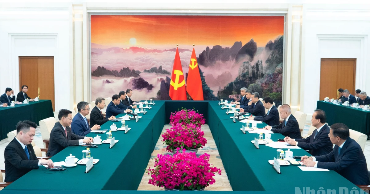 Đoàn đại biểu Đảng Cộng sản Việt Nam thăm và làm việc tại Trung Quốc