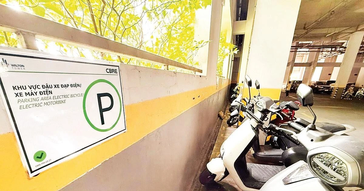 Thiếu hạ tầng sạc xe điện ở chung cư