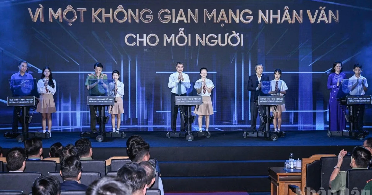 [Ảnh] Thủ tướng Lê Minh Hưng dự Lễ Mít tinh hưởng ứng Ngày An ninh mạng Việt Nam