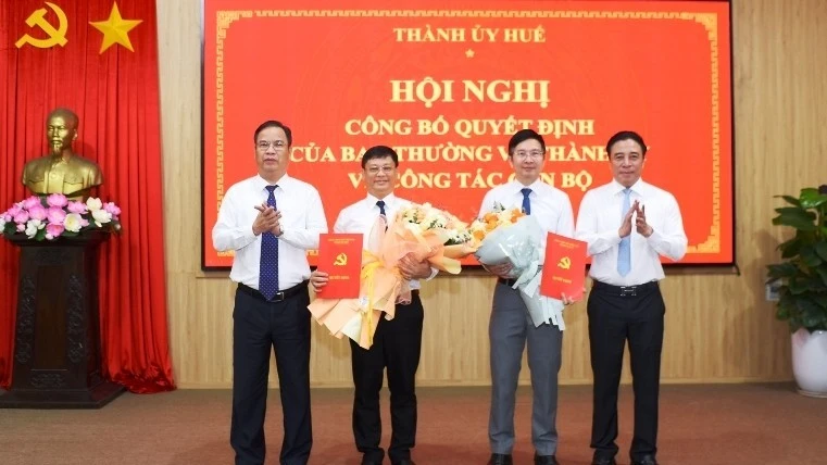 Thành phố Huế điều động, bổ nhiệm nhiều cán bộ chủ chốt tại các ngành, địa phương