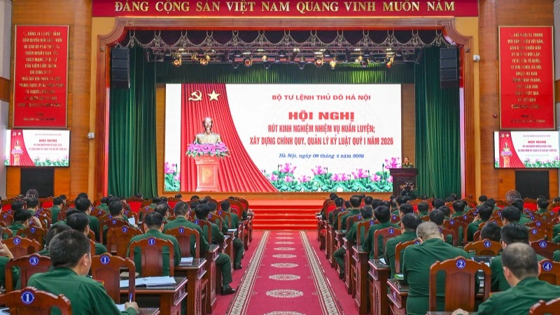 Bộ Tư lệnh Thủ đô Hà Nội tập trung nâng cao chất lượng huấn luyện, quản lý kỷ luật