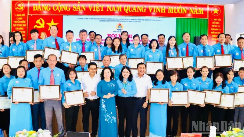 Học tập và làm theo Bác: Từ nhận thức đến "nhu cầu tự thân" của người lao động
