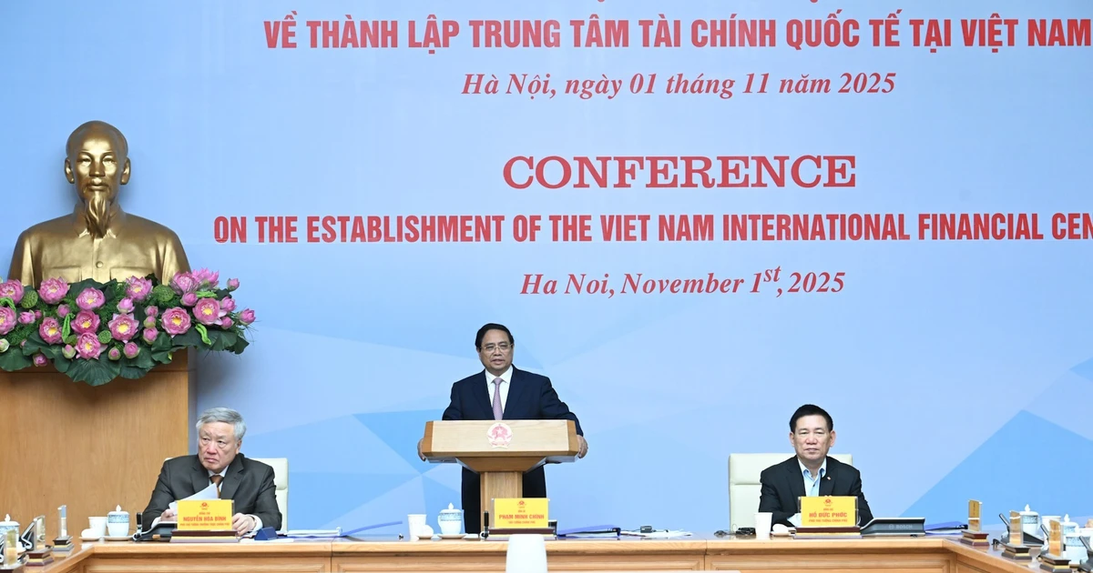 [Foto] Premier vietnamita preside conferencia sobre Centro Financiero Internacional