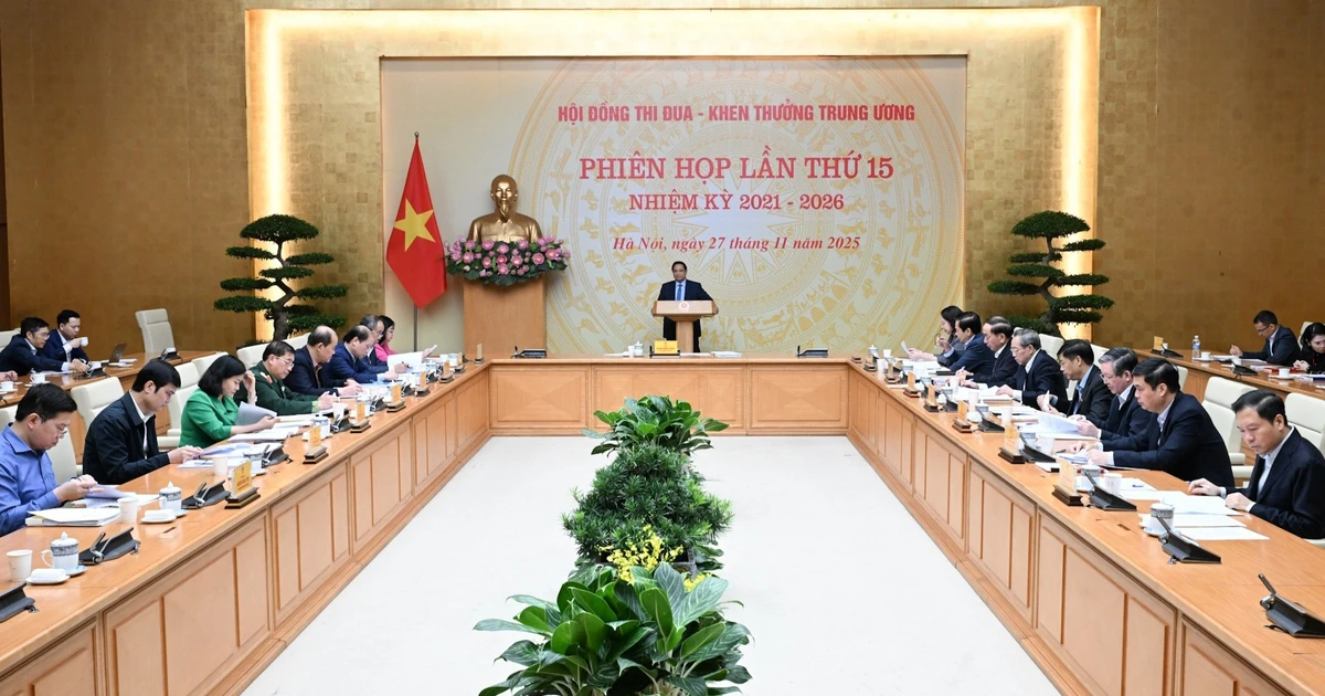 [Foto] Primer ministro preside XV Reunión del Consejo Central de Emulación y Recompensa