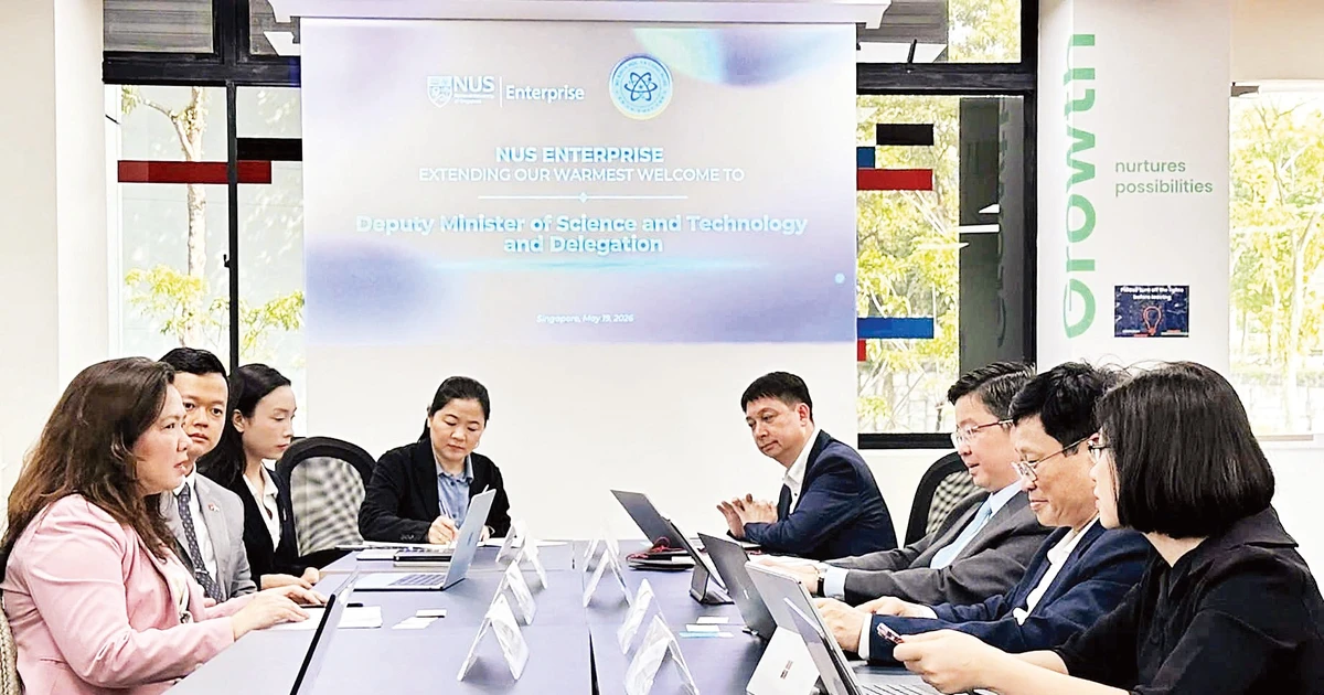 Những “ngọn hải đăng” trong quan hệ Việt Nam-Singapore