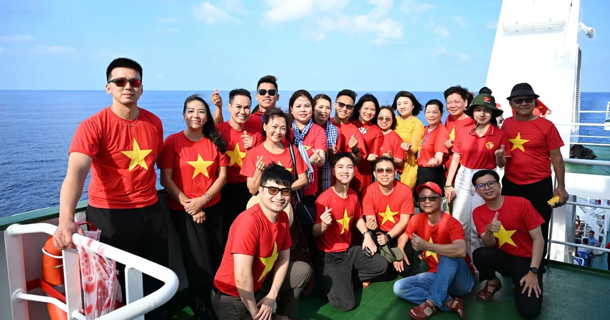 Trường Sa - Hành trình đánh thức “mạch nguồn” Tổ quốc trong trái tim kiều bào