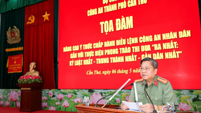Nâng cao ý thức chấp hành điều lệnh gắn với thực hiện phong trào thi đua “Ba nhất
