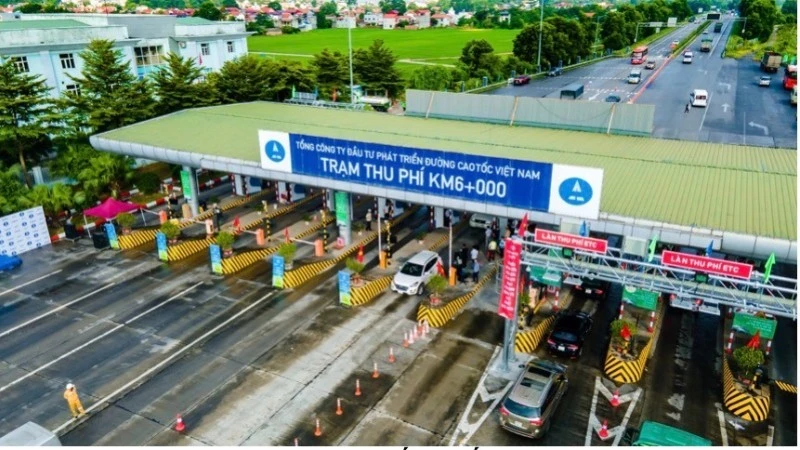 VETC cứu hộ: Mảnh ghép từ tâm trên những hành trình “không dừng