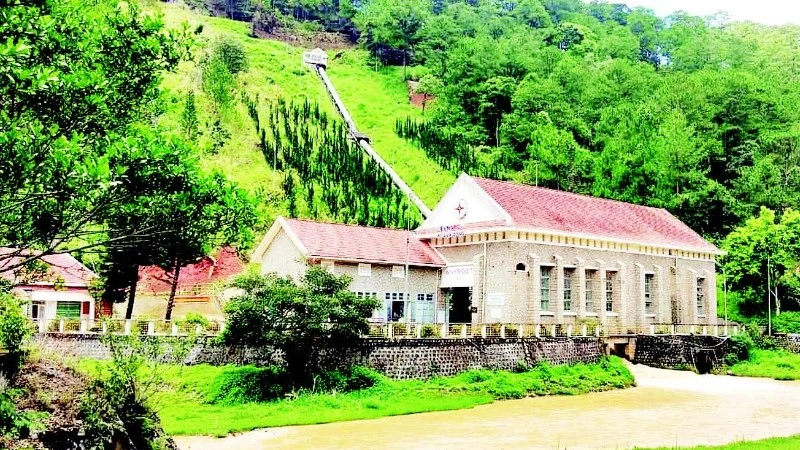 Nhà máy thủy điện cổ nhất Việt Nam
