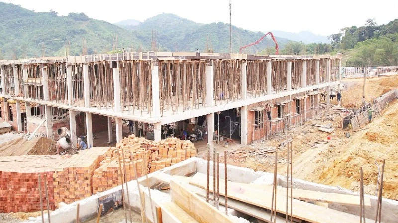 Đẩy nhanh tiến độ xây trường nội trú liên cấp ở vùng biên giới