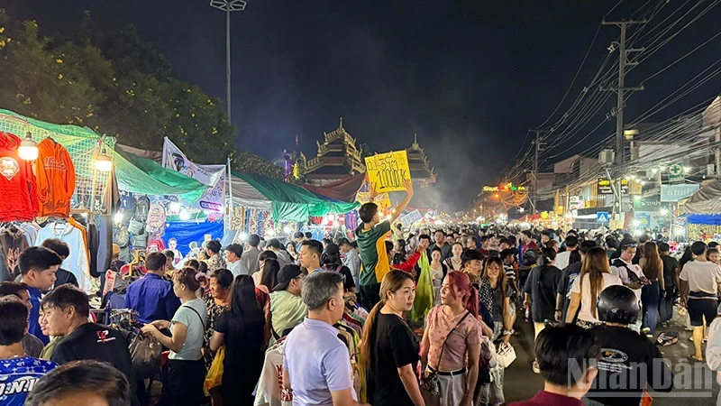 老挝设定2026-2030年经济增长5.5%的目标