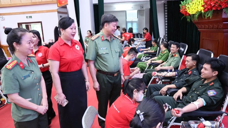 Tuyên Quang tiếp nhận hơn 300 đơn vị máu