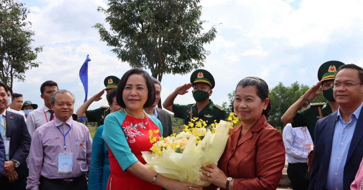 nhandan.vn