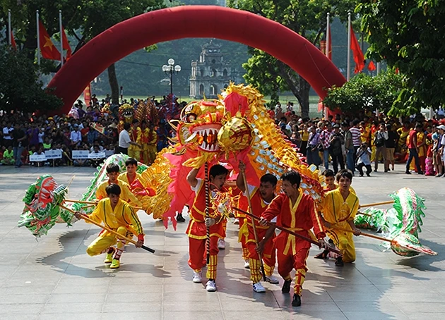 Hà Nội tổ chức Liên hoan Múa rồng