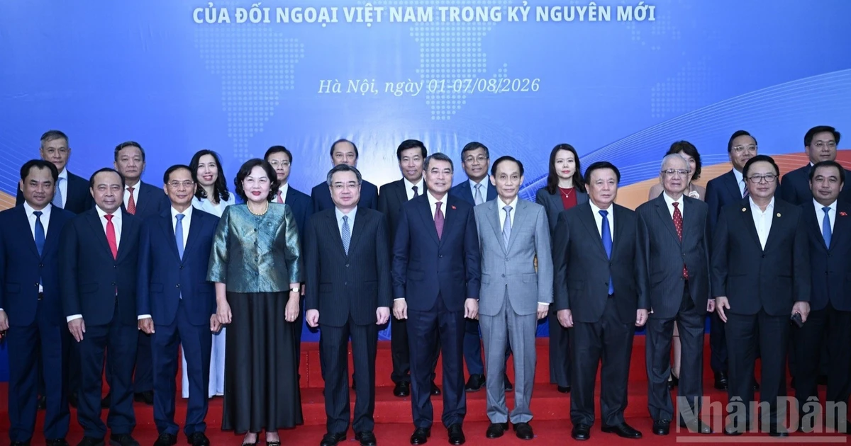 [Ảnh] Thủ tướng Lê Minh Hưng dự Phiên toàn thể Ngoại giao phục vụ phát triển đất nước trong giai đoạn mới