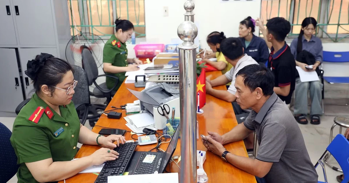 Những hy sinh lặng thầm, bền bỉ