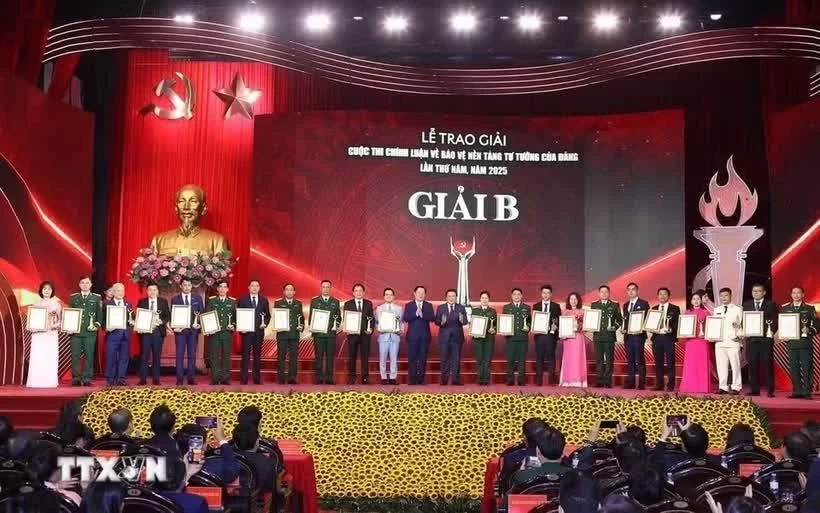 Nâng cao nhận thức, trách nhiệm về bảo vệ nền tảng tư tưởng của Đảng