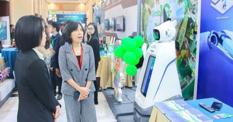 The Viet Nam E-commerce and Digital Technology Application Forum 2025 is expected to serve as a bridge for experts, businesses, and policymakers to jointly shape breakthrough solutions for e-commerce and Viet Nam’s digital economy. (Illustrative photo: Ministry of Industry and Trade)