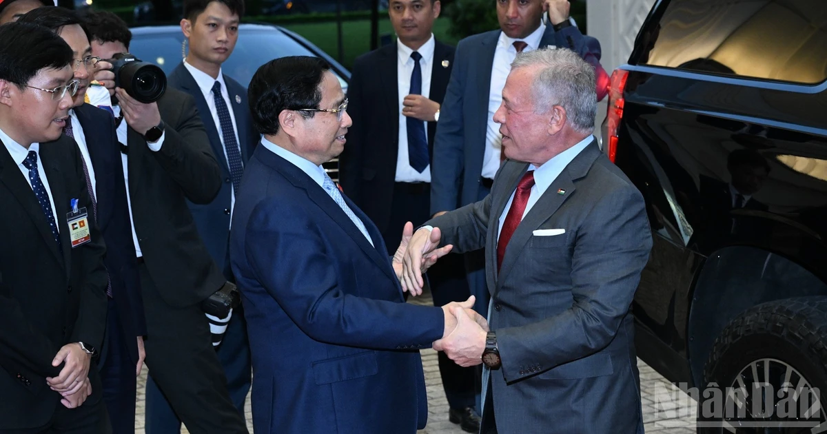[Foto] Premier de Vietnam dialoga con el rey de Jordania