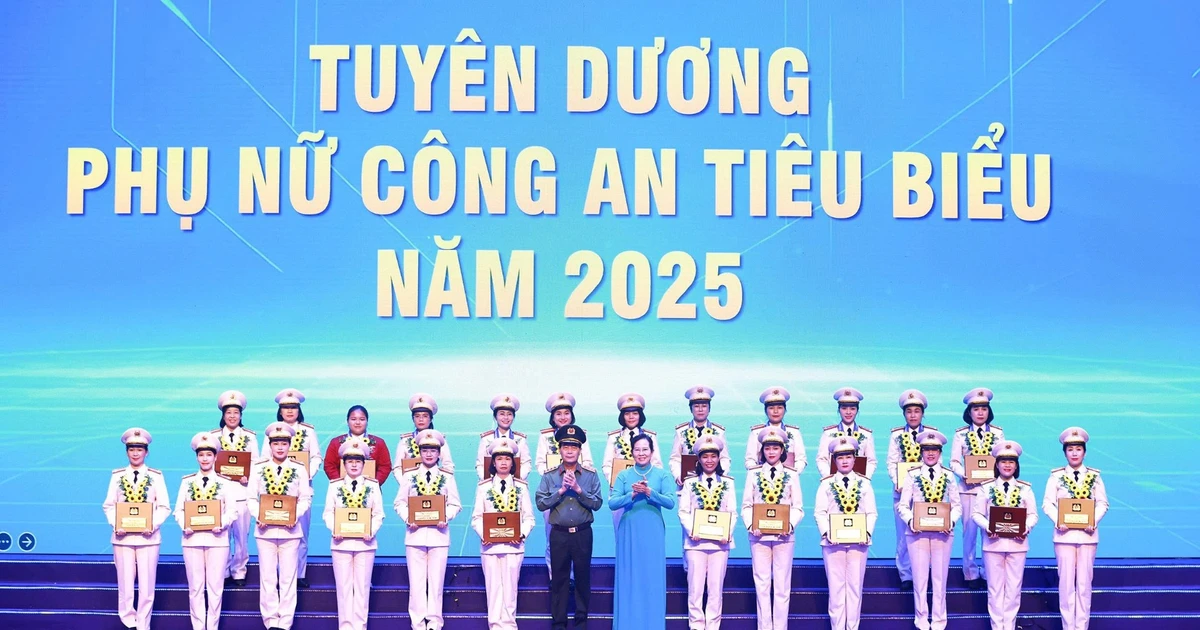 Hành trình 10 năm giải thưởng “Phụ nữ Công an tiêu biểu