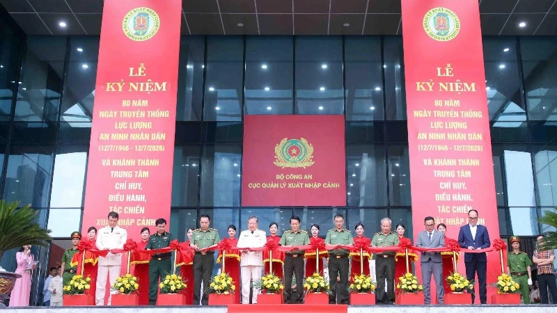 Khánh thành Trung tâm Chỉ huy, điều hành, tác chiến xuất nhập cảnh