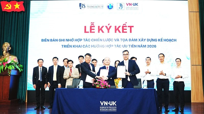 Mô hình “Một Việt Nam - ba điểm đến học thuật