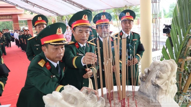 Đà Nẵng tổ chức Lễ truy điệu và an táng 5 hài cốt liệt sĩ được tìm kiếm, quy tập tại khu vực Hang Đá Sập