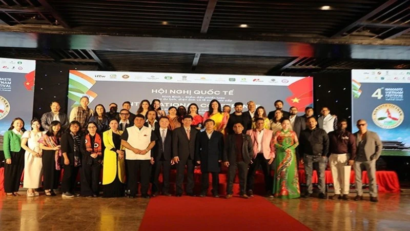 Participants at the conference engaged in dialogue, shared experiences and introduced models for developing sustainable tourism strategies among countries.