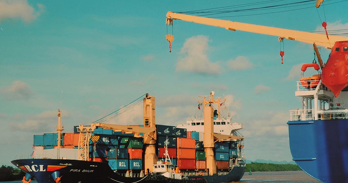 Xuất nhập khẩu ảnh hưởng bởi căng thẳng Biển Đỏ | Báo Nhân Dân điện tử