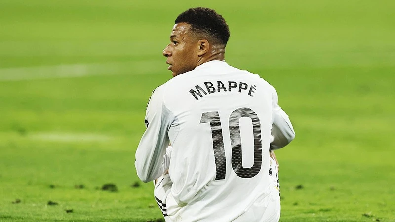 Mbappe bị chỉ trích