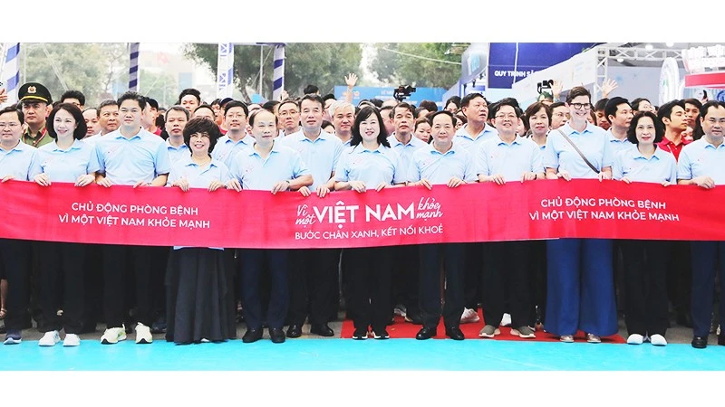 Chung tay vì một Việt Nam khỏe mạnh