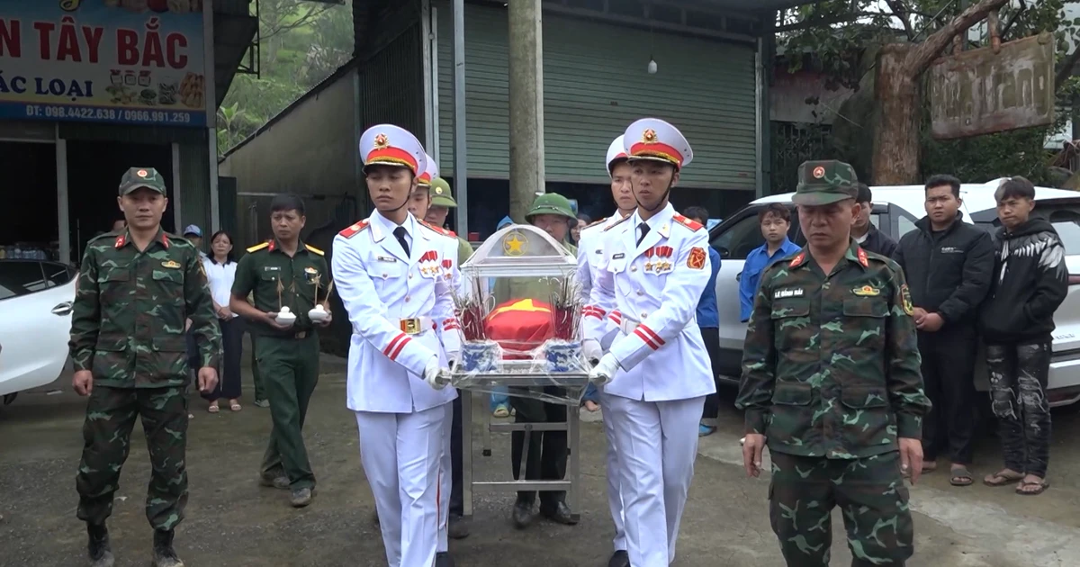 [Video] Hành trình đưa hai liệt sĩ trở về từ đỉnh đèo Pha Đin