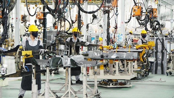 Las empresas vietnamitas deben mejorar su competitividad para aprovechar las oportunidades que ofrece el RCEP. (Foto: NG.NAM)
