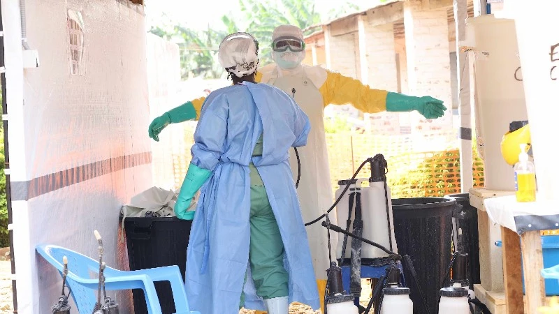WHO cảnh báo 80% ca bệnh Ebola không rõ nguồn lây