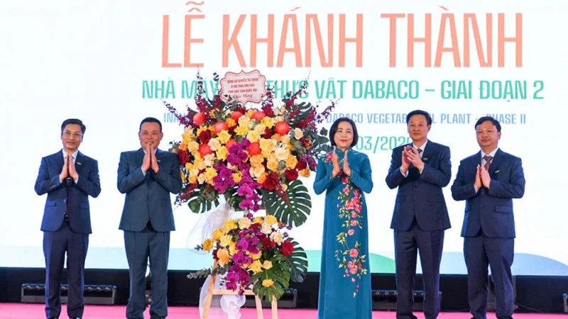 Phó Chủ tịch Quốc hội Nguyễn Thị Thanh dự lễ khánh thành Nhà máy dầu thực vật giai đoạn 2