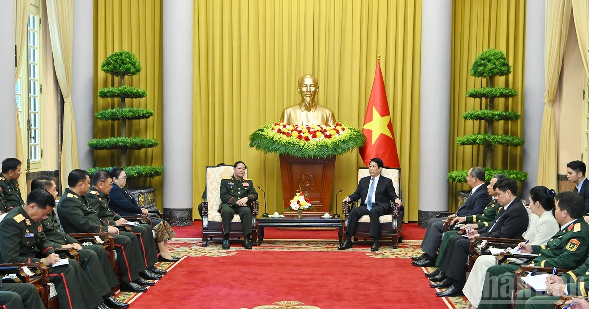 [Foto] Presidente vietnamita recibe al jefe del Departamento General de Política del Ejército Popular de Laos 