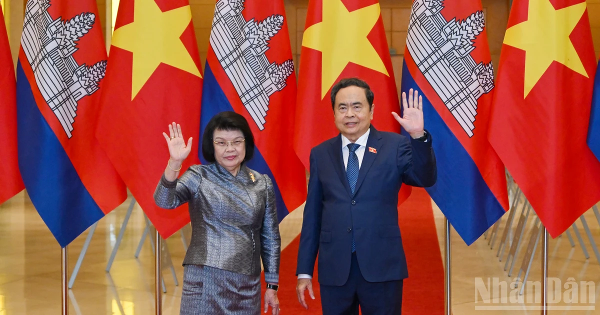 [Ảnh] Chủ tịch Quốc hội Trần Thanh Mẫn hội đàm với Chủ tịch Quốc hội Vương quốc Campuchia Samdech Khuon Sudary