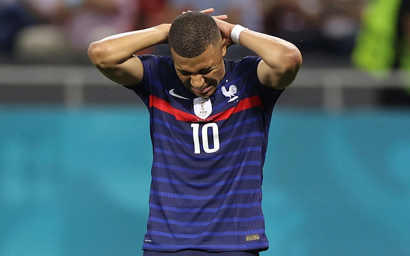 Mbappe được sắp xếp vào vai người hùng, nhưng lại hóa tội đồ | Báo Nhân Dân  điện tử