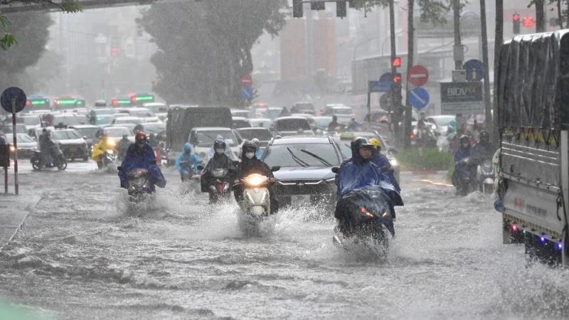 Thời tiết ngày 5/8: Bắc Bộ và Bắc Trung Bộ tiếp tục có mưa lớn, Thủ đô Hà Nội mưa to và dông