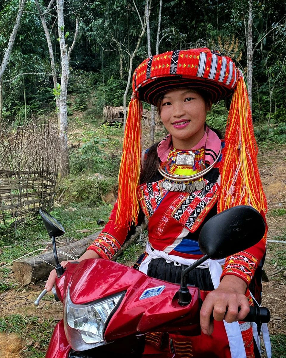 Pà Thẻn