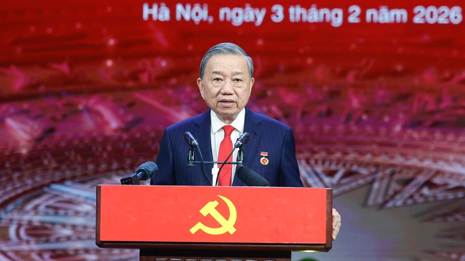 Tổng Bí thư Tô Lâm phát biểu tại Lễ tuyên dương Bí thư chi bộ xuất sắc và trao giải Búa liềm vàng. (Ảnh: Phương Hoa/TTXVN)