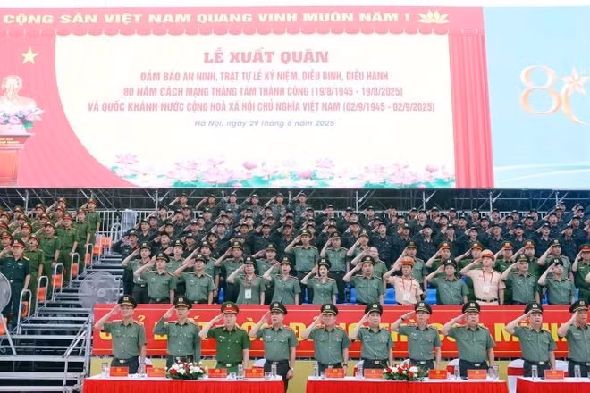 Toàn cảnh Lễ xuất quân.
