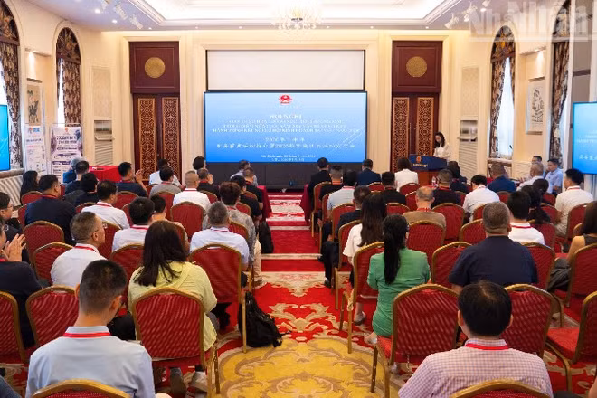 Quang cảnh Hội nghị giới thiệu hoạt động xúc tiến thương mại trọng điểm nửa cuối năm 2026 và Chương trình “Hành trình kết nối cơ hội kinh doanh tại Việt Nam 2026”.