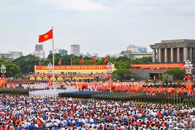 Toàn cảnh Quảng trường Ba Đình trong Lễ diễu binh, duyệt binh kỷ niệm 80 năm. ( Ảnh THẾ ĐẠI)