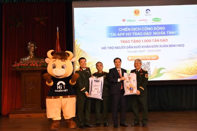 Lễ phát động chiến dịch cộng đồng “Tải ứng dụng Hi1-Trao gạo nghĩa tình”